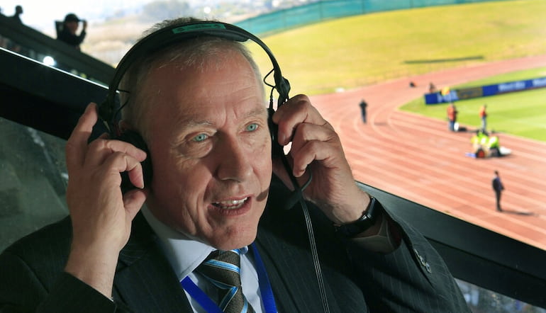 Commentator football Martin Tyler