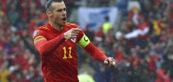 Gareth Bale vs Ryan Giggs is a debate