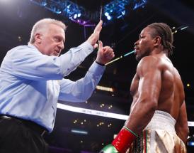 Boxing referee earnings in 2022